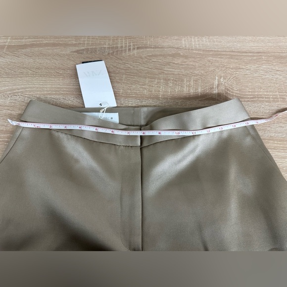 NWT Zara Women’s beige Satin Pants- M - Picture 6 of 7